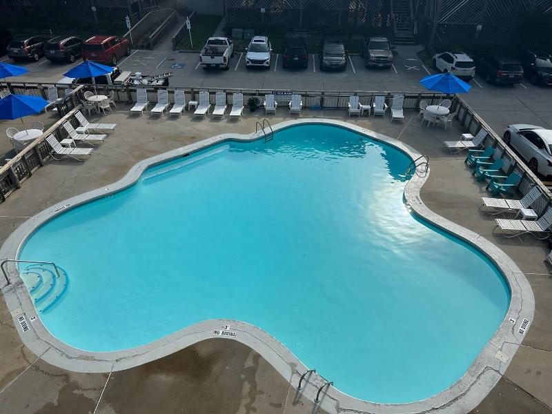 Outer Banks Beach Club I image