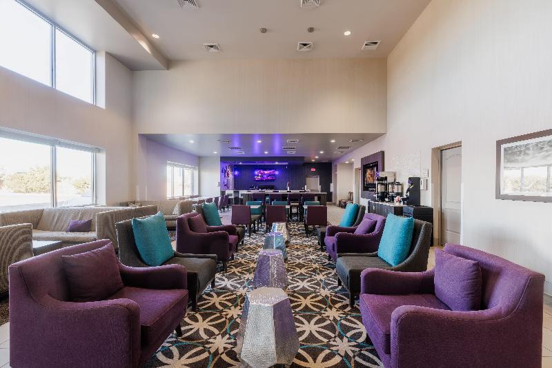La Quinta Inn By Wyndham Fort Collins image