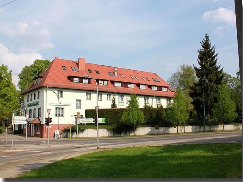 Gasthaus & Hotel Grünhof image