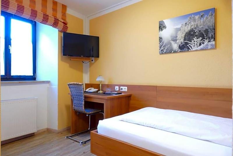 Zum Hechten Altstadt-Hotel image