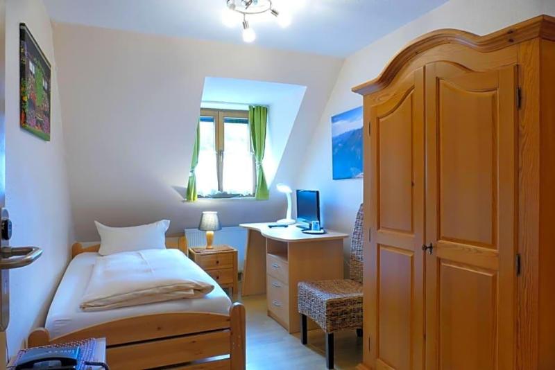 Zum Hechten Altstadt-Hotel image