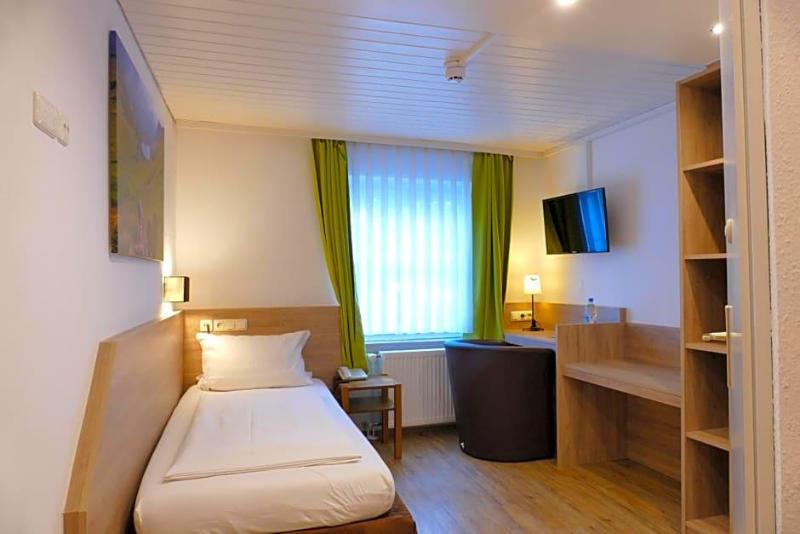 Zum Hechten Altstadt-Hotel image