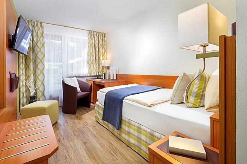 Zum Hechten Altstadt-Hotel image