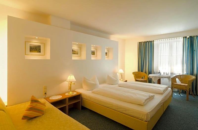 Zum Hechten Altstadt-Hotel image