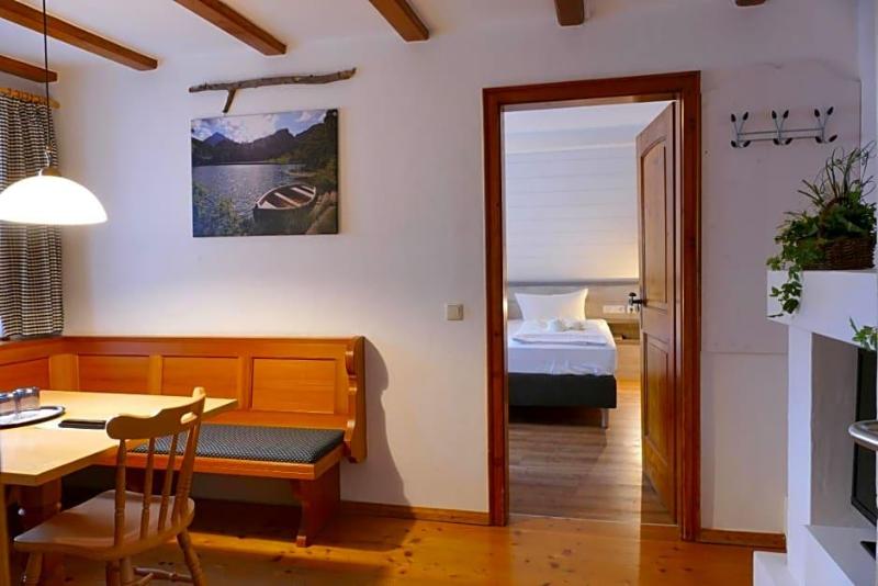 Zum Hechten Altstadt-Hotel image