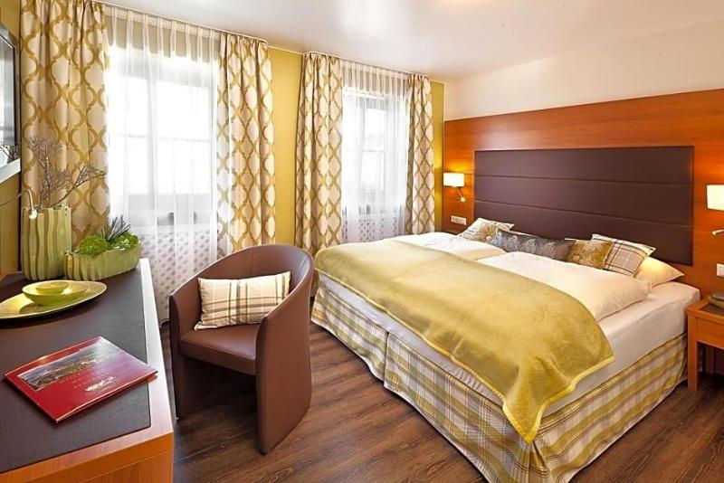 Zum Hechten Altstadt-Hotel image