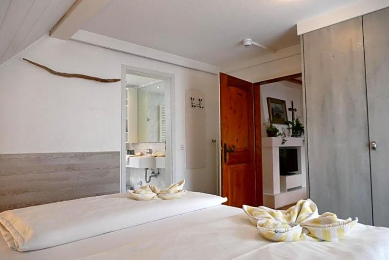 Zum Hechten Altstadt-Hotel image