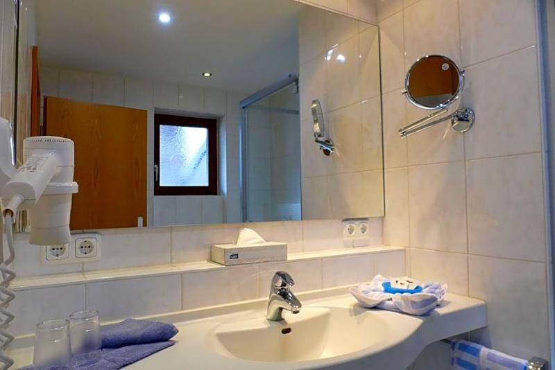 Zum Hechten Altstadt-Hotel image
