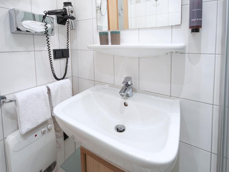 Roomingtons Hotel Franziskushöhe Lohr image