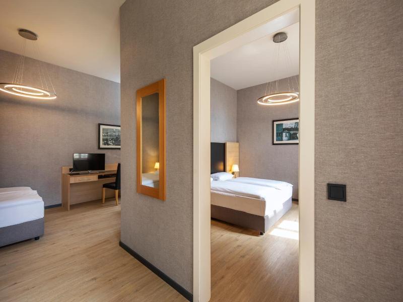 Roomingtons Hotel Franziskushöhe Lohr image