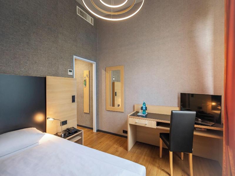 Roomingtons Hotel Franziskushöhe Lohr image