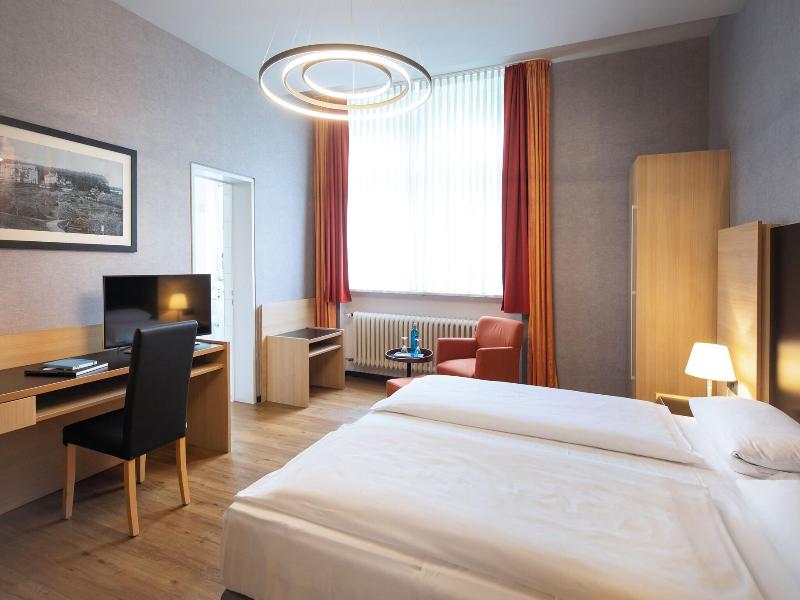 Roomingtons Hotel Franziskushöhe Lohr image
