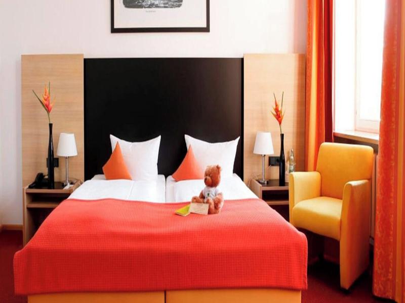 Roomingtons Hotel Franziskushöhe Lohr image