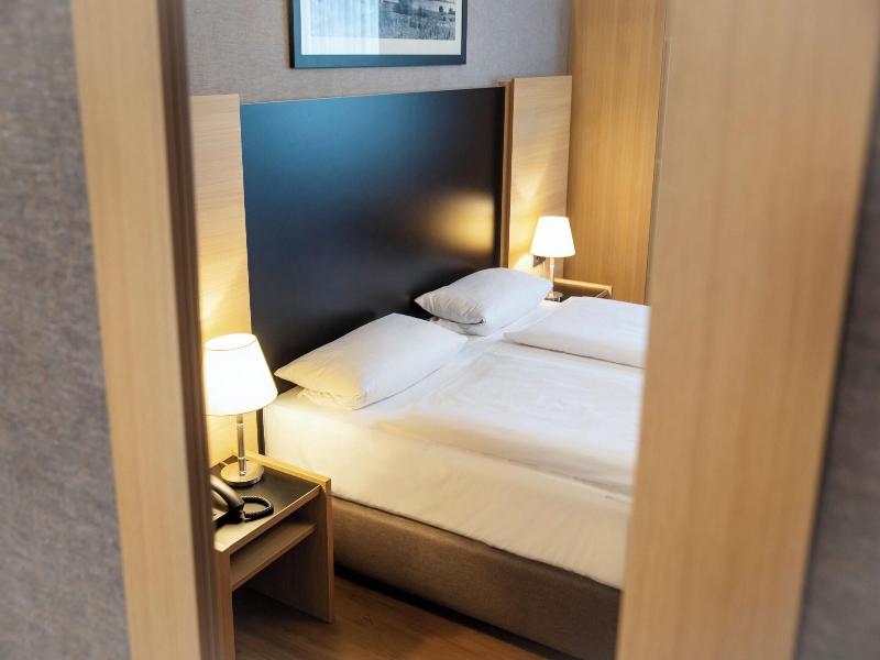 Roomingtons Hotel Franziskushöhe Lohr image