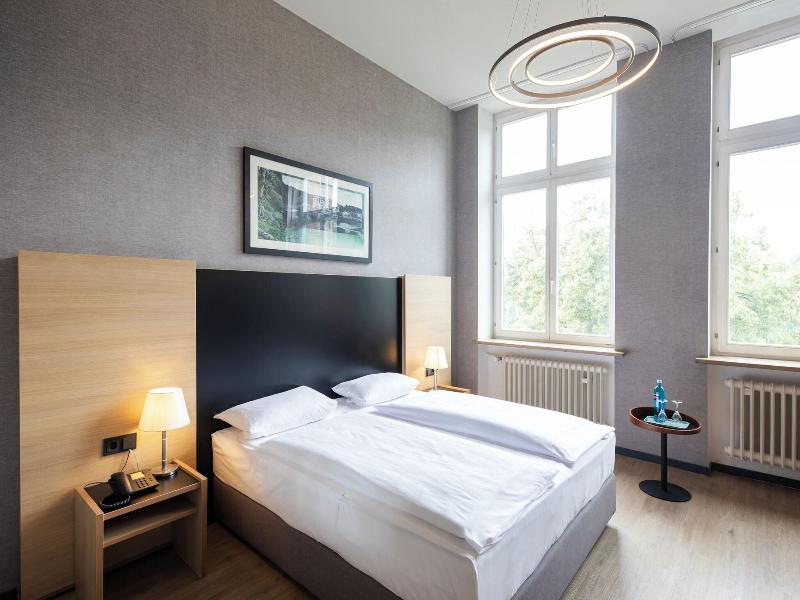 Roomingtons Hotel Franziskushöhe Lohr image