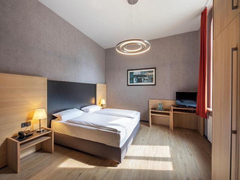 Roomingtons Hotel Franziskushöhe Lohr image