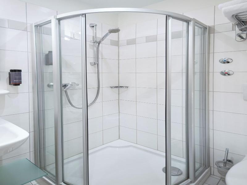 Roomingtons Hotel Franziskushöhe Lohr image
