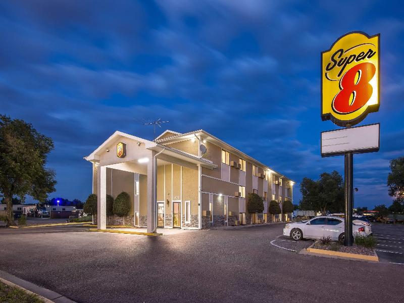 Super 8 By Wyndham Colorado Springs Space Force image
