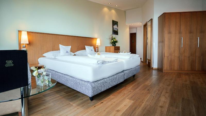 Parkhotel St. Leonhard image