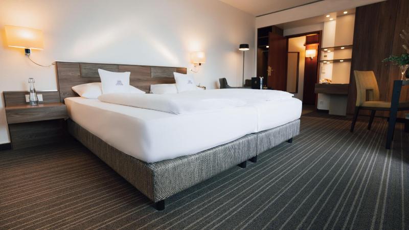 Parkhotel St. Leonhard image