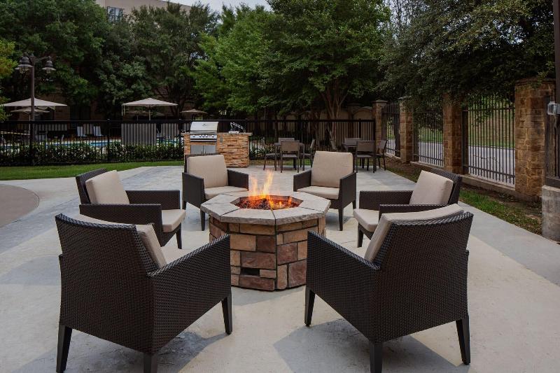 Residence Inn Fort Worth Cultural District image