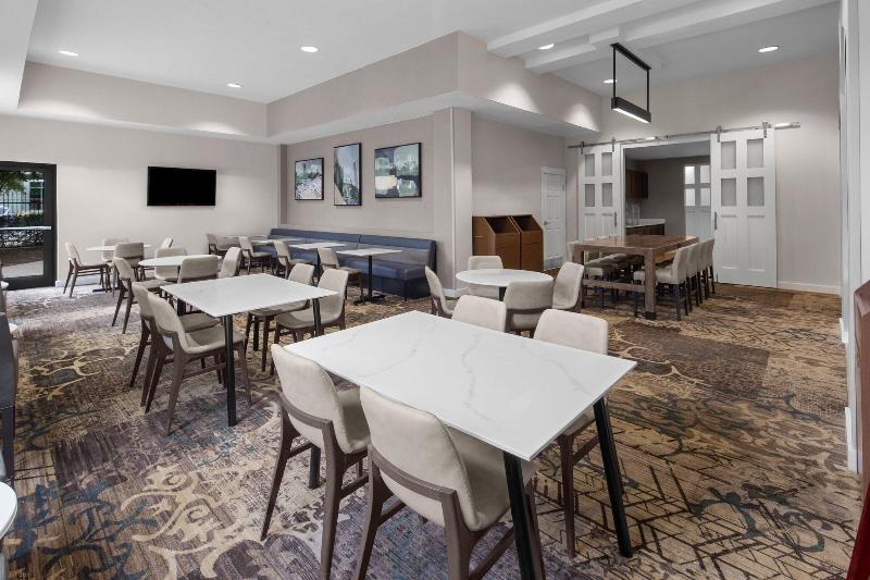 Residence Inn Fort Worth Cultural District image