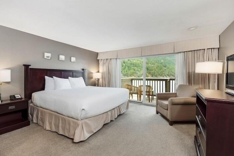 Rosario Resort and Spa image