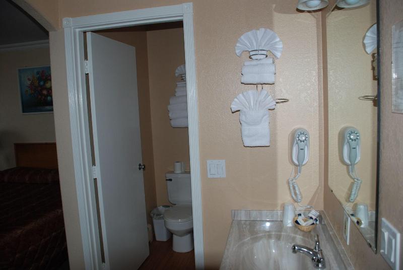 Merrill Field Inn Anchorage image