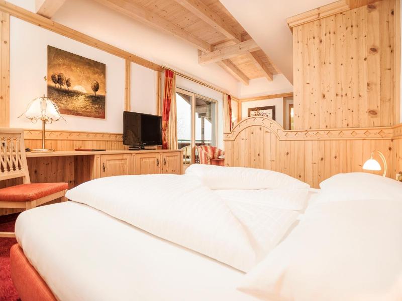 Alpenhof Kristall image