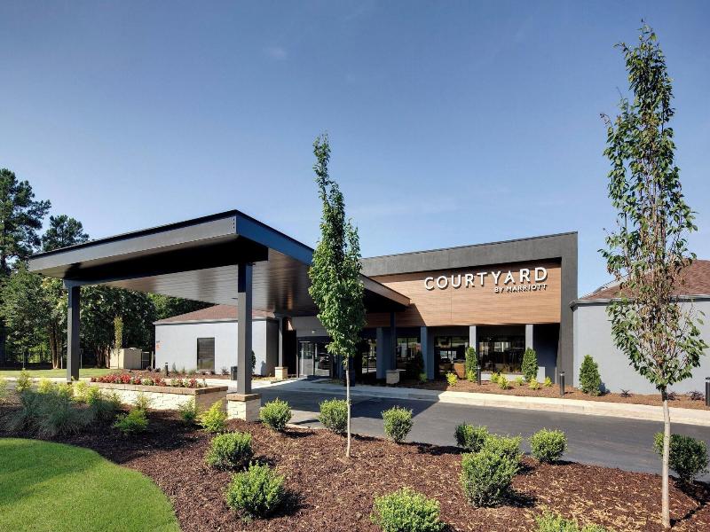 Courtyard Atlanta Norcross/Peachtree Corners image