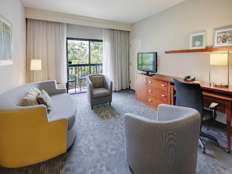 Courtyard Atlanta Norcross/Peachtree Corners image