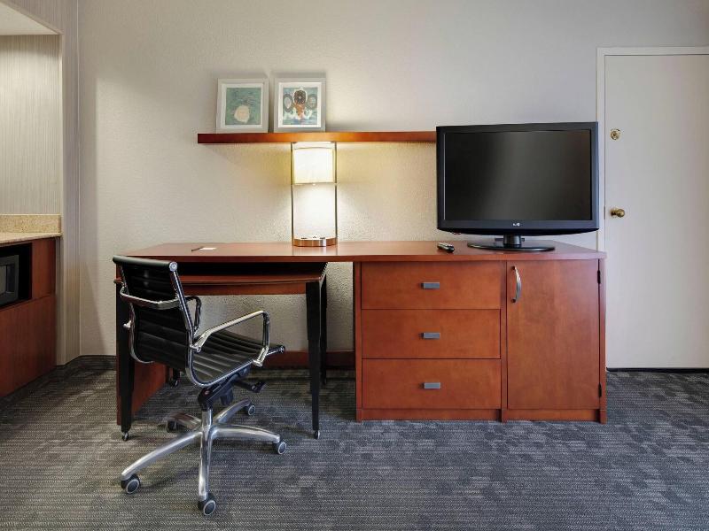 Courtyard Atlanta Norcross/Peachtree Corners image