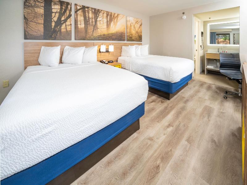 Days Inn by Wyndham Atlanta Stone Mountain image