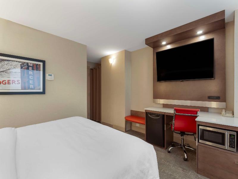 Best Western Plus City Centre Inn image