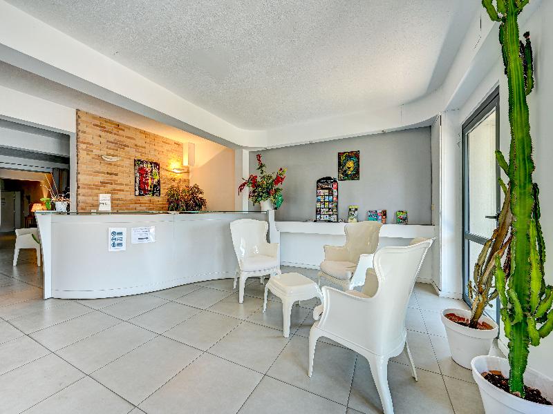 Residence Hoteliere En Aparte image