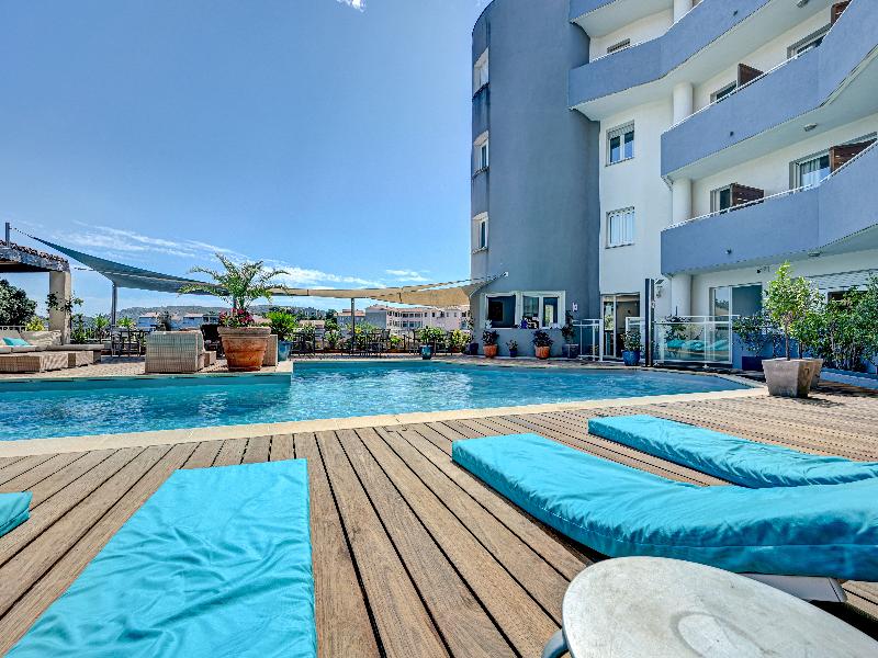 Residence Hoteliere En Aparte image