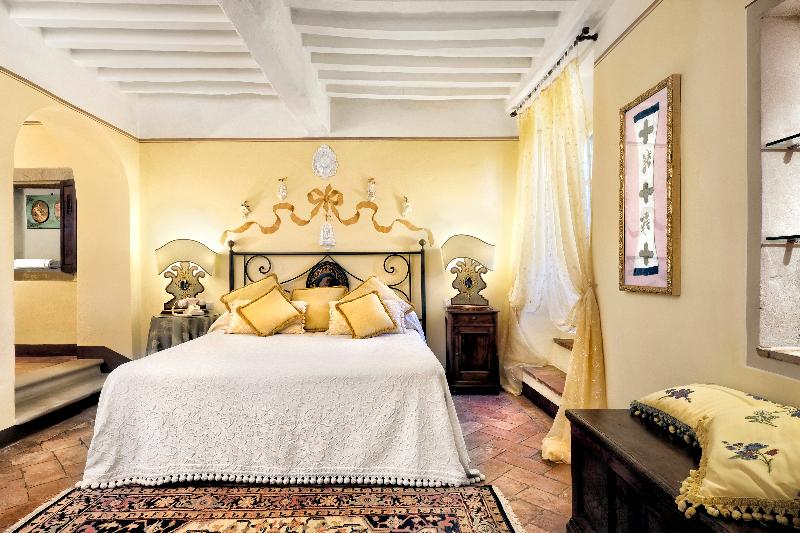 Il Falconiere Relais & Spa image