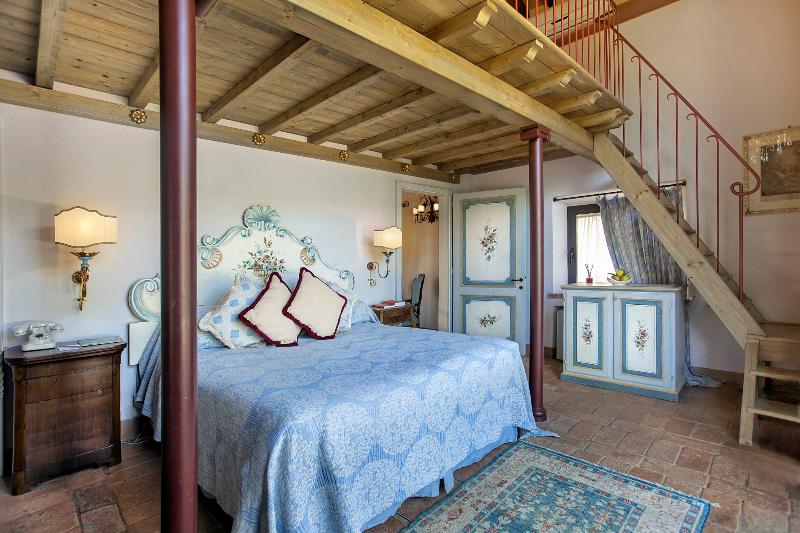 Il Falconiere Relais & Spa image