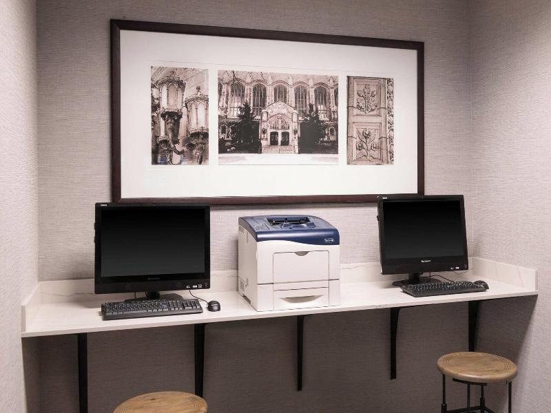 Four Points by Sheraton Ann Arbor image