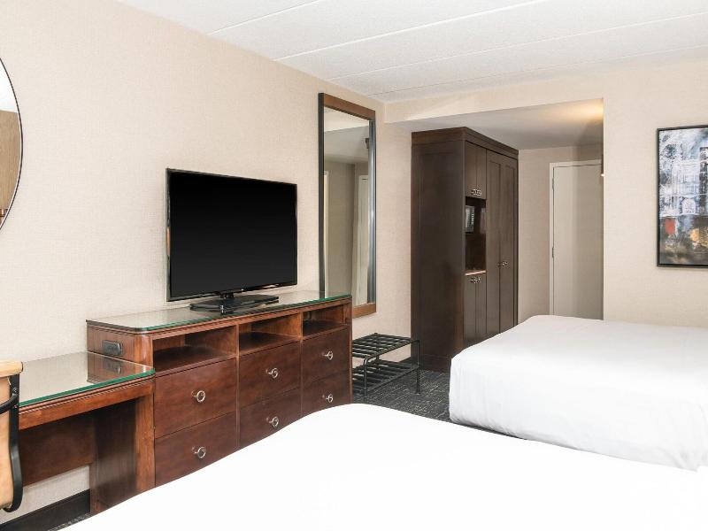 Four Points by Sheraton Ann Arbor image
