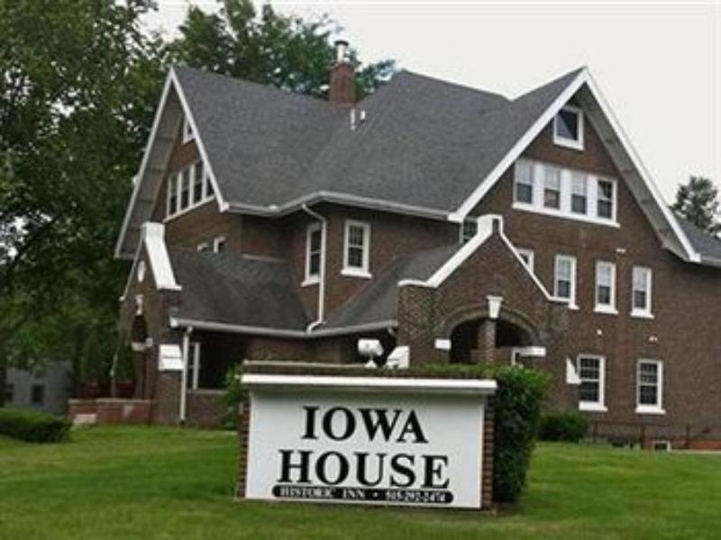 Iowa House image