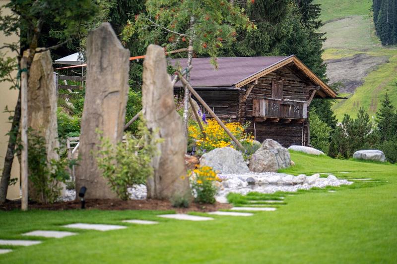 Berghotel Hochfügen image
