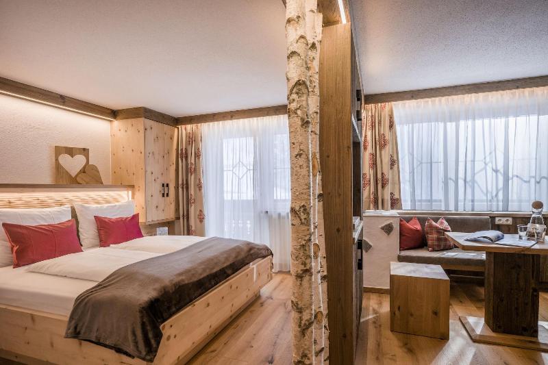 Berghotel Hochfügen image
