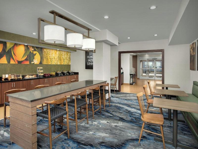 Fairfield Inn & Suites Albuquerque Airport