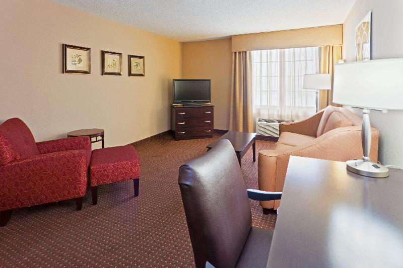Holiday Inn Express Hotel & Suites Ashtabula-Genev photo 12
