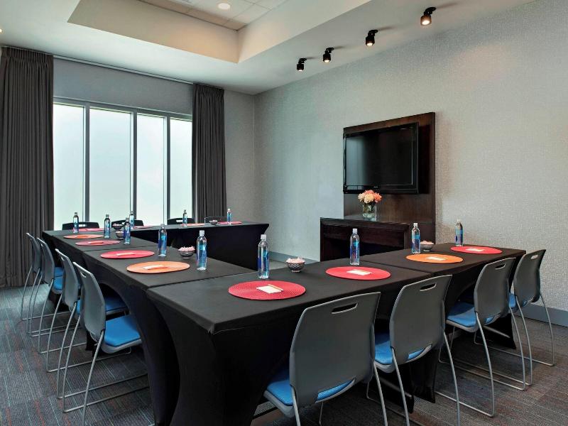 Aloft Austin at the Domain image