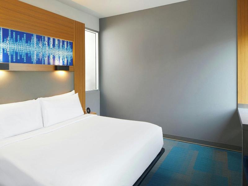 Aloft Austin at the Domain image