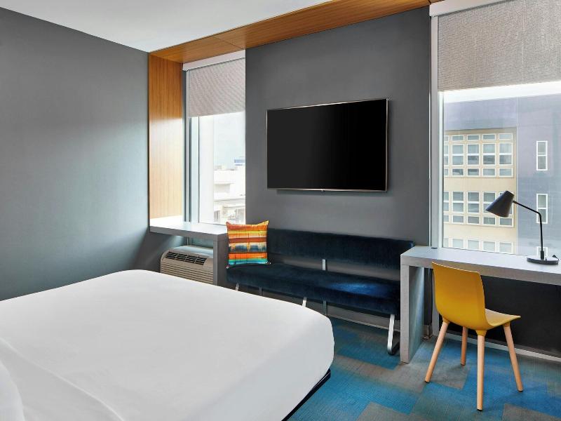 Aloft Austin at the Domain image