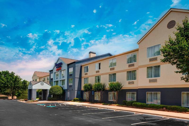 Fairfield Inn & Suites Atlanta Alpharetta image