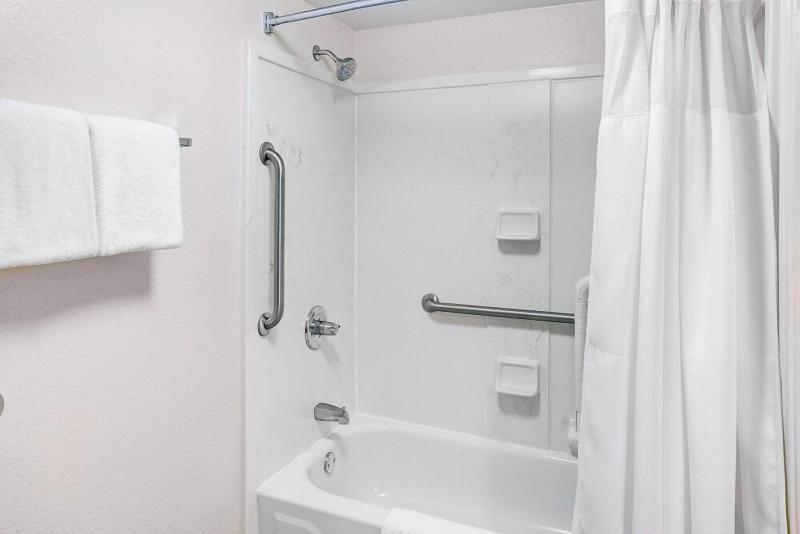 Fairfield Inn & Suites Atlanta Alpharetta image
